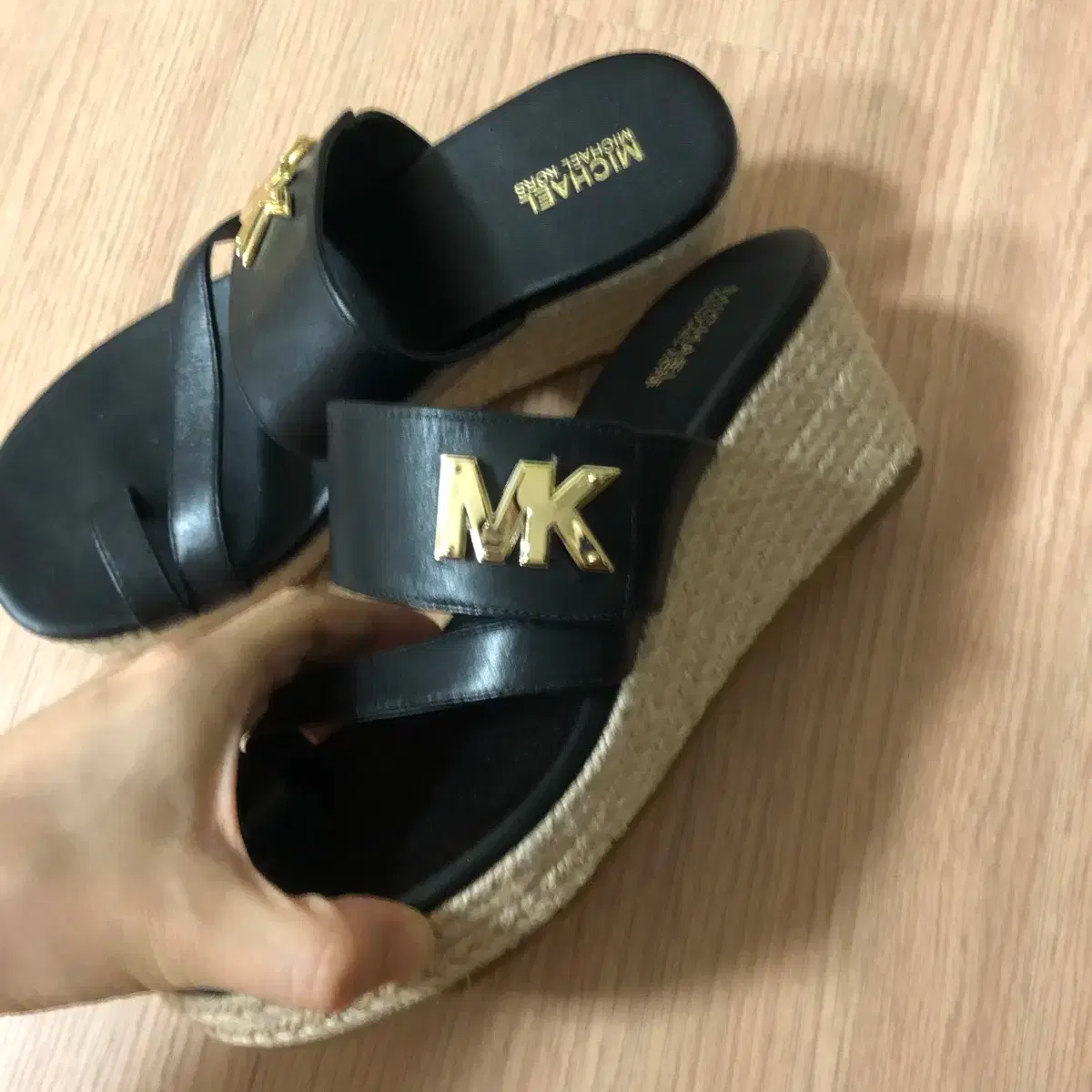 thumbnail-5